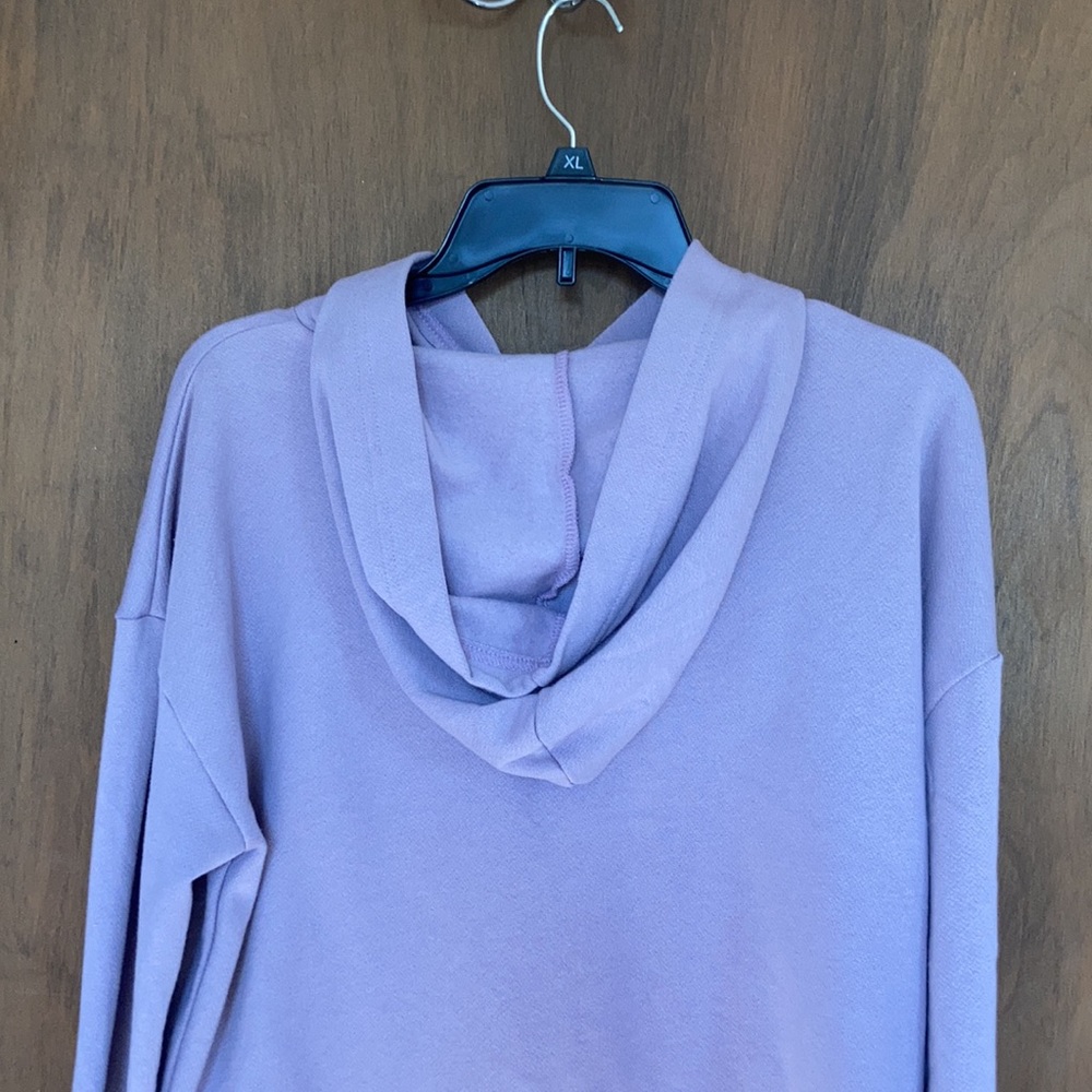 Relist 2/5❌Wildflower festival tour butterfly hoodie raw hem dull lavender XL jr - Picture 13 of 15